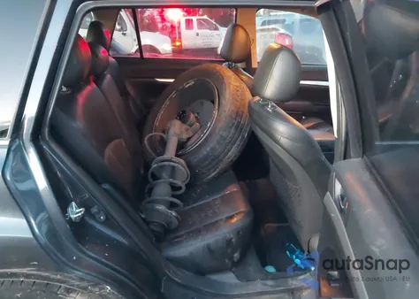 2011 Subaru Outback 2.5I Premium из США, поврежденный, VIN 4S4BRBGC5B3365460